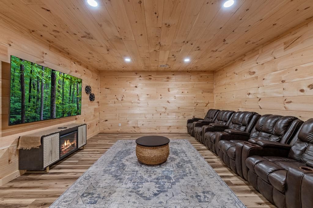 4 bedroom, 4 bathroom, 3,888 sq ft single family residence for sale at 290 Graham Court, Ellijay, GA 30540 — photo 10