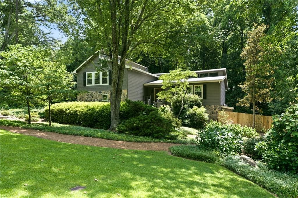 1195 Lake Colony Drive