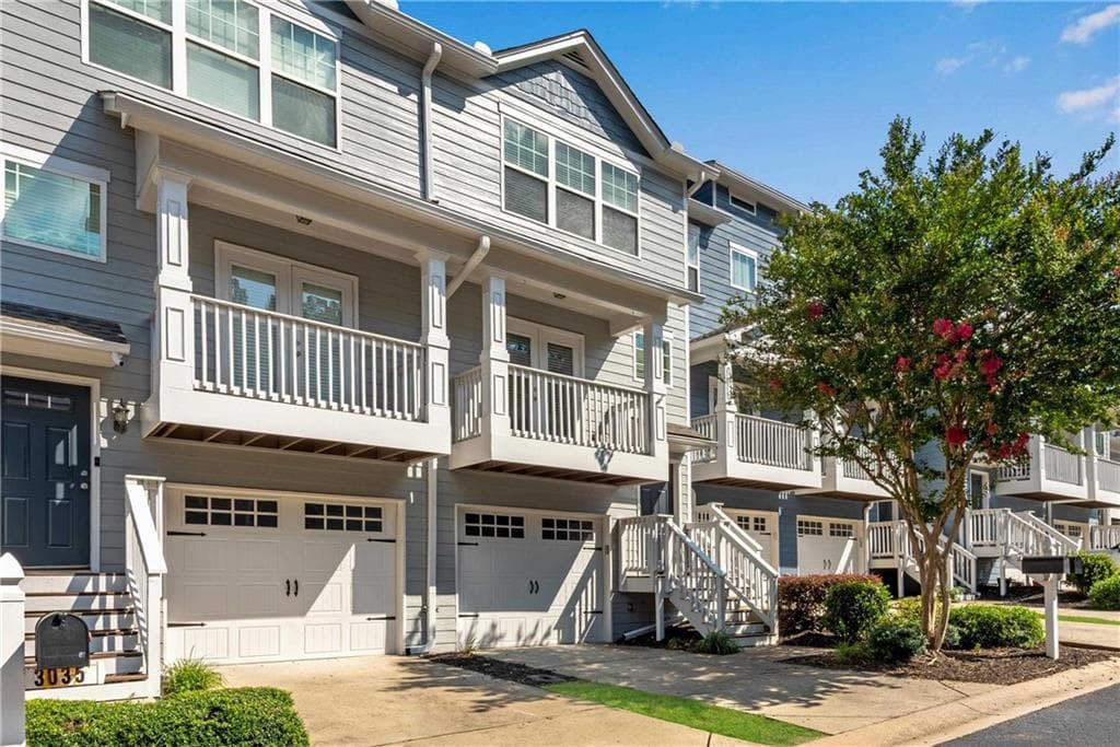 3 bedroom, 4 bathroom townhouse for sale at 3039 Liberty Way, Atlanta, GA 30318 — photo 6
