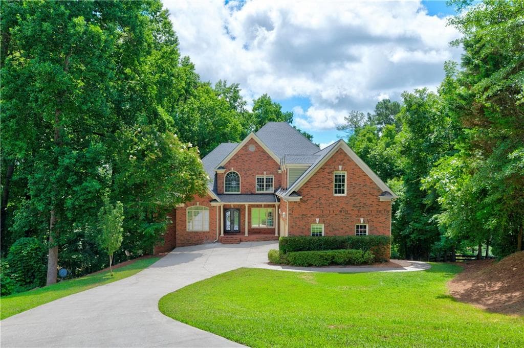 5 bedroom, 5 bathroom, 7,028 sq ft single family residence for sale at 60 Gladwyne Ridge Drive, Milton, GA 30004 — photo 1 of 36