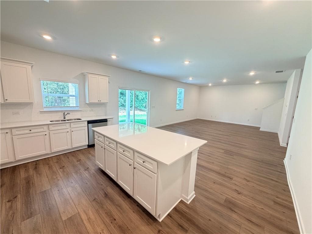 4 bedroom, 4 bathroom, 2,522 sq ft single family residence under contract at 3498 Chota Lane, Bethlehem, GA 30620 — photo 3