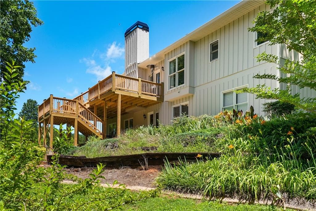 4 bedroom, 4 bathroom, 2,928 sq ft single family residence for sale at 501 Granny Smith Circle, Clarkesville, GA 30523 — photo 5