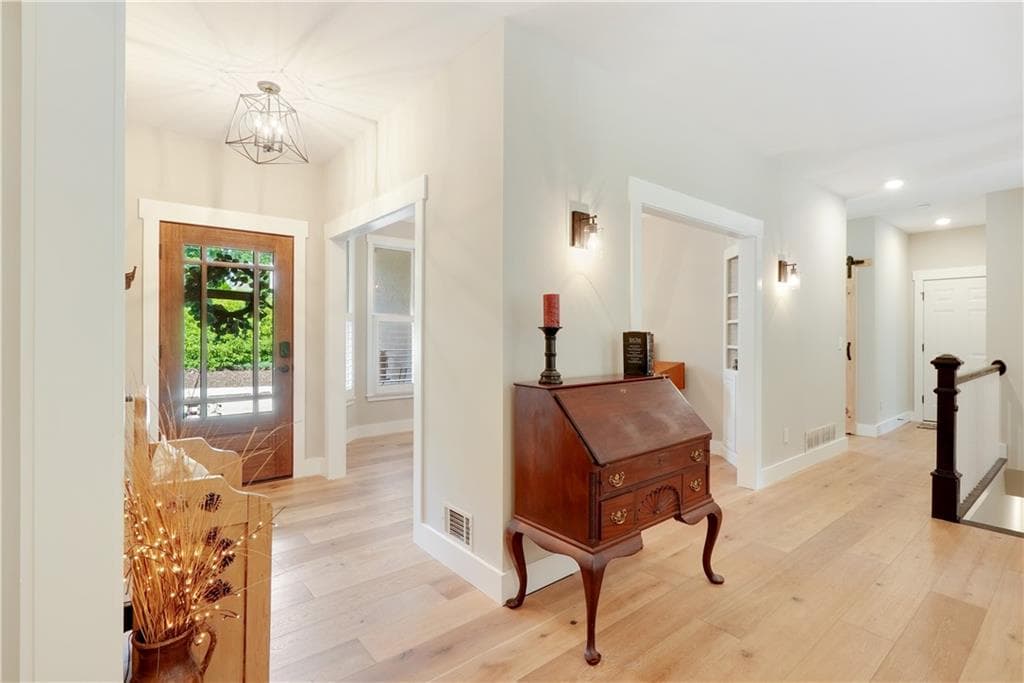 4 bedroom, 4 bathroom, 2,928 sq ft single family residence for sale at 501 Granny Smith Circle, Clarkesville, GA 30523 — photo 10