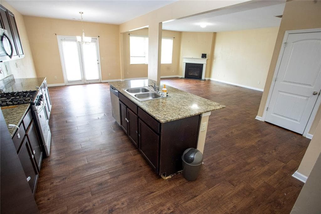 5 bedroom, 3 bathroom, 3,664 sq ft single family residence for rent at 141 Westin Way, Dallas, GA 30132 for $2,350 a month — photo 2