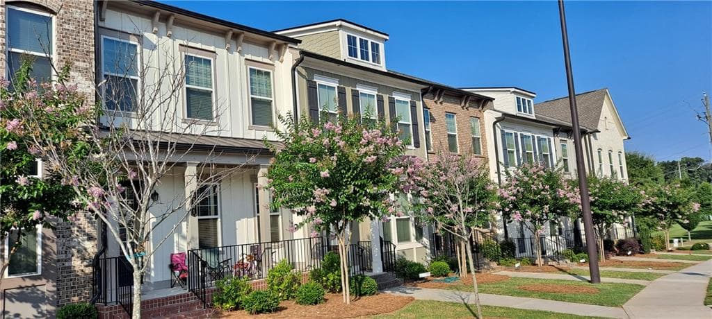 3 bedroom, 4 bathroom, 2,027 sq ft townhouse for rent at 3249 Herald Drive, Scottdale, GA 30079 for $2,600 a month — photo 1 of 17