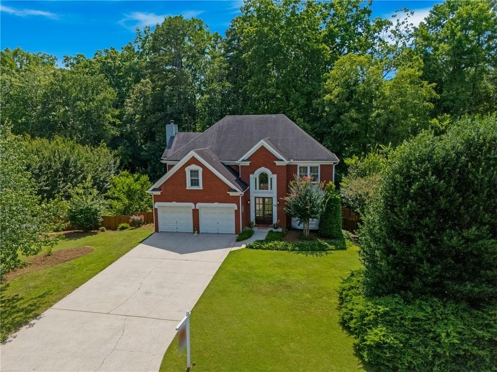 4 bedroom, 3 bathroom, 2,868 sq ft single family residence for sale at 4924 Marlos, Marietta, GA 30066 — photo 4