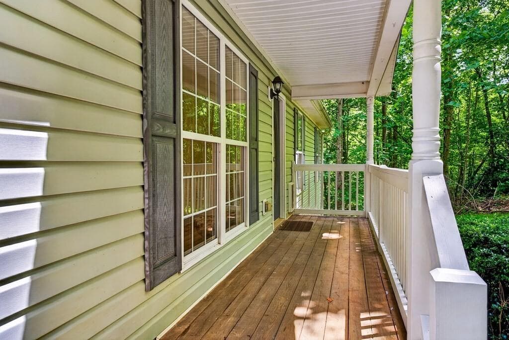 3 bedroom, 3 bathroom, 1,218 sq ft single family residence for sale at 365 Price Lane, Dahlonega, GA 30533 — photo 3