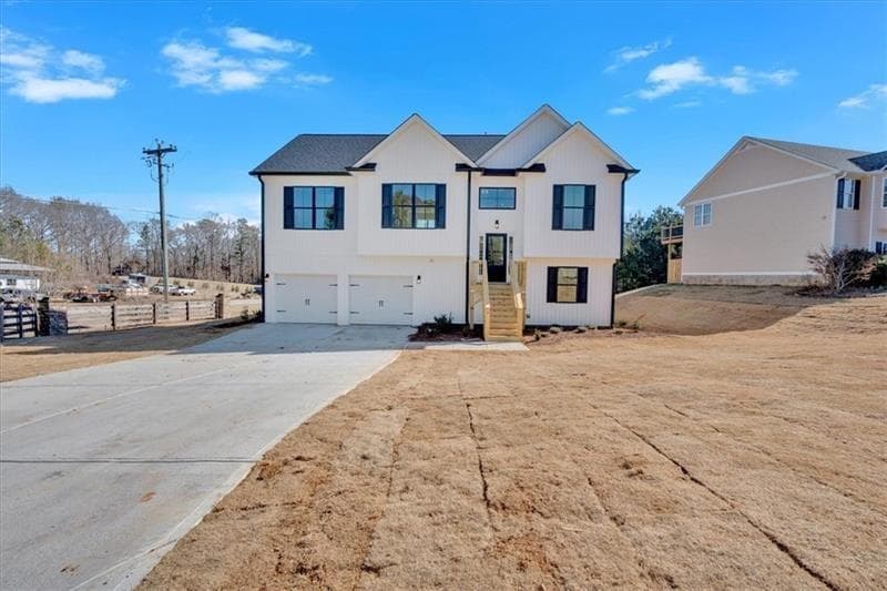 4 bedroom, 3 bathroom, 2,310 sq ft single family residence for sale at 16 Mountain Chase Road, Rome, GA 30165 — photo 2