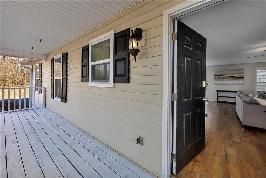 2 bedroom, 2 bathroom, 1,150 sq ft single family residence for rent at 1817A Hardman Lane, Woodstock, GA 30188 for $2,600 a month — photo 3