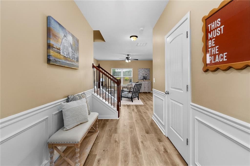3 bedroom, 3 bathroom, 1,896 sq ft single family residence under contract at 523 Gardenview Road, Canton, GA 30114 — photo 7