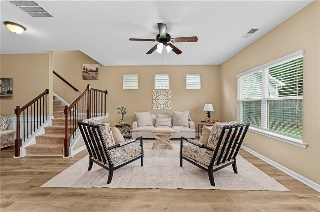 3 bedroom, 3 bathroom, 1,896 sq ft single family residence under contract at 523 Gardenview Road, Canton, GA 30114 — photo 8