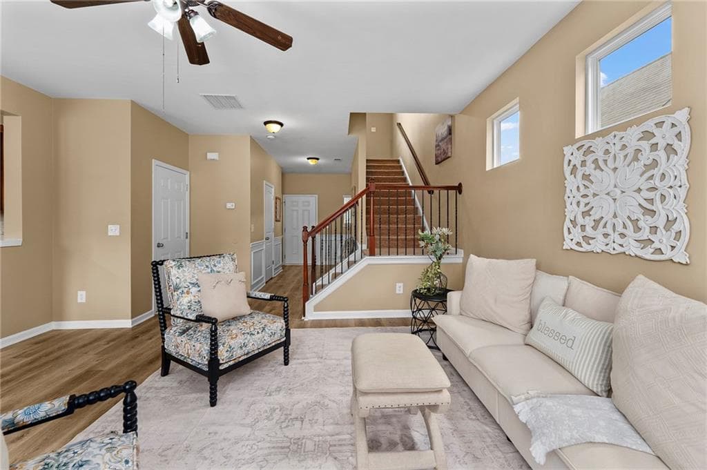 3 bedroom, 3 bathroom, 1,896 sq ft single family residence under contract at 523 Gardenview Road, Canton, GA 30114 — photo 9