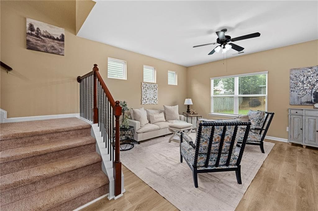 3 bedroom, 3 bathroom, 1,896 sq ft single family residence under contract at 523 Gardenview Road, Canton, GA 30114 — photo 10