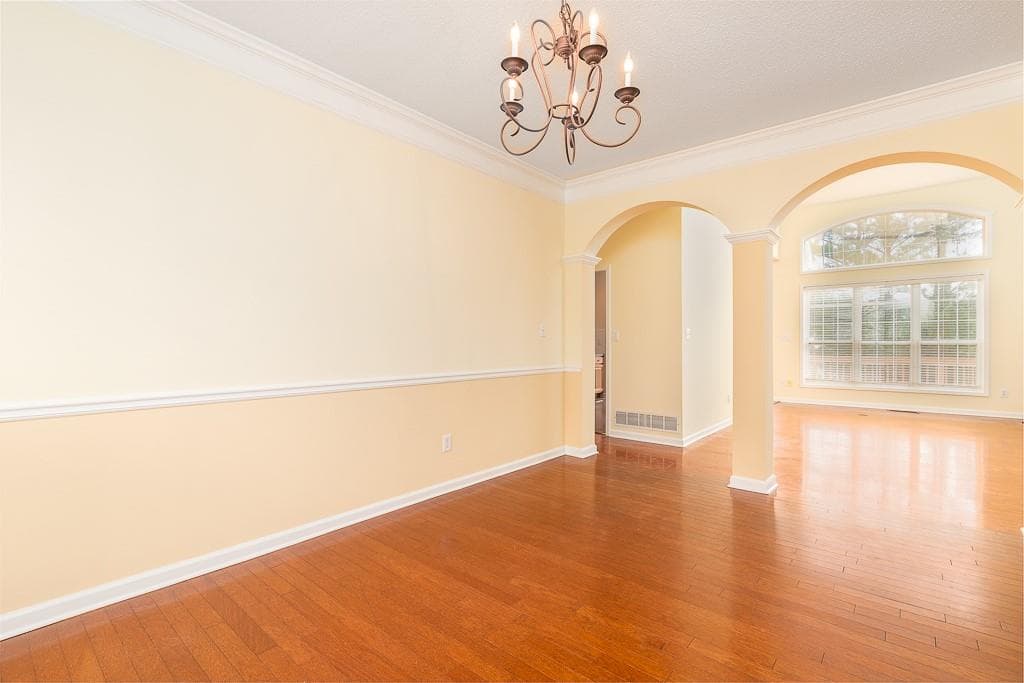 6 bedroom, 4 bathroom, 3,447 sq ft single family residence for sale at 5535 Sylvania Drive, Mableton, GA 30126 — photo 8