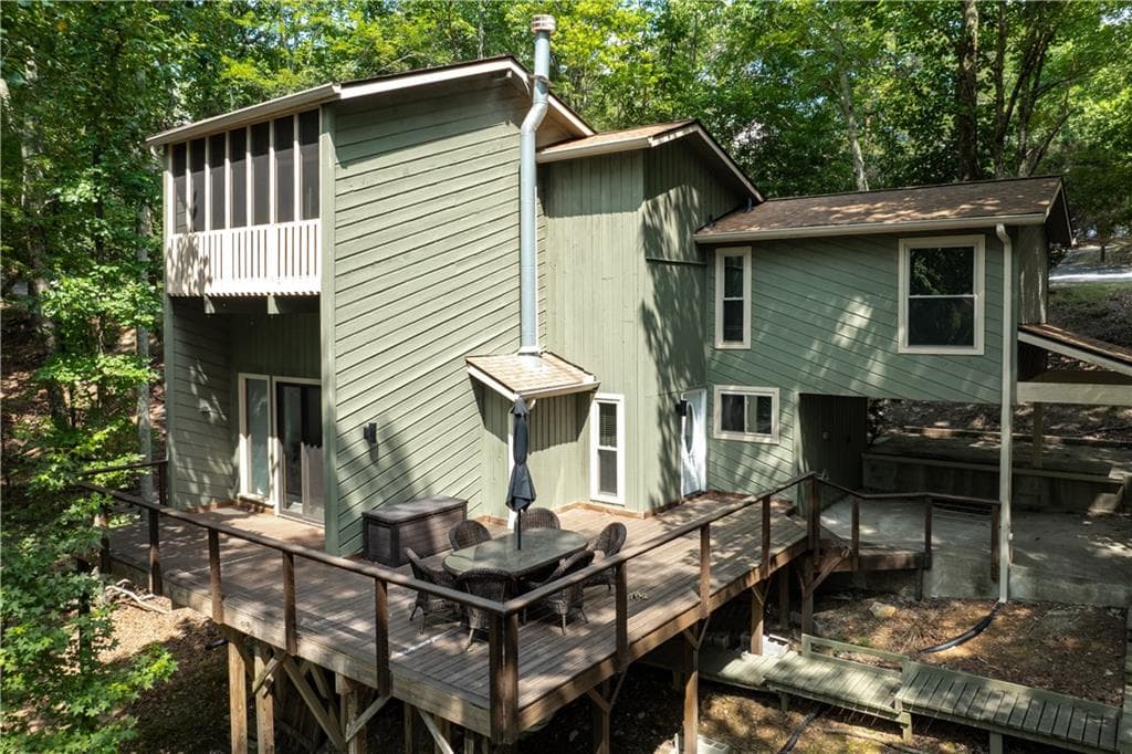 3 bedroom, 3 bathroom, 1,814 sq ft home for sale at 102 Jack Pine Court, Waleska, GA