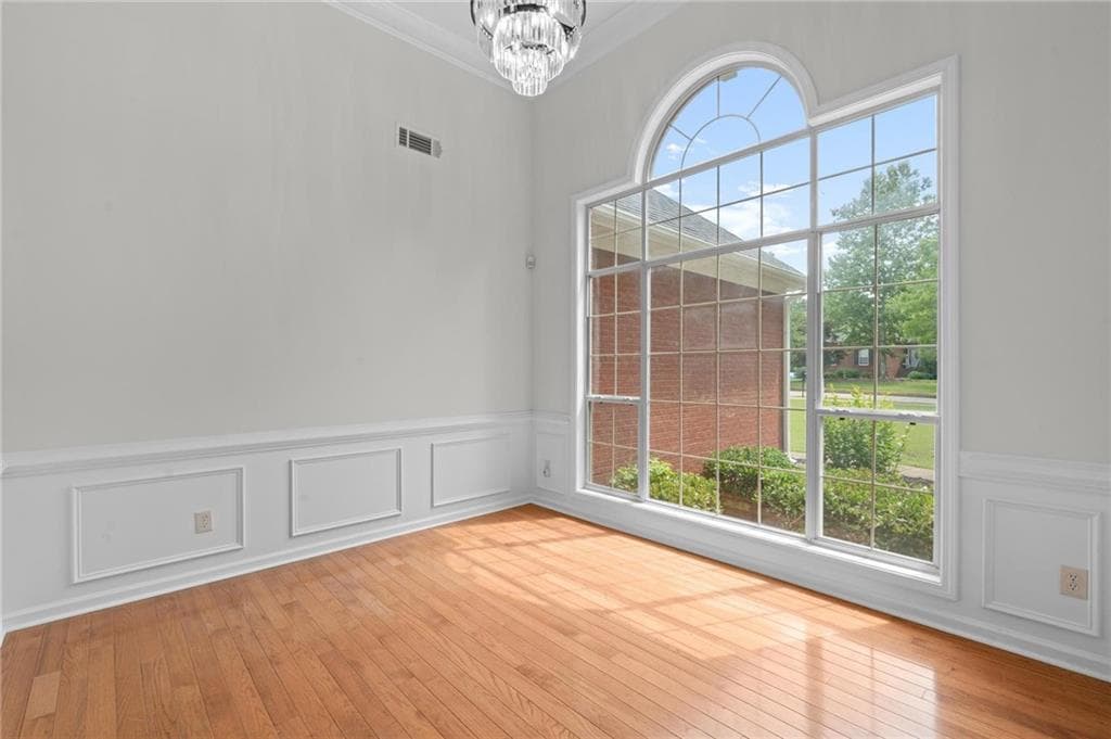 4 bedroom, 4 bathroom, 3,966 sq ft single family residence for sale at 1048 Crown River Parkway, Mcdonough, GA 30252 — photo 4