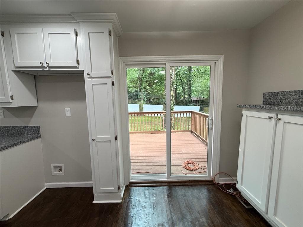 3 bedroom, 2 bathroom, 1,280 sq ft single family residence under contract at 2943 Westbury Drive, Decatur, GA 30033 — photo 9