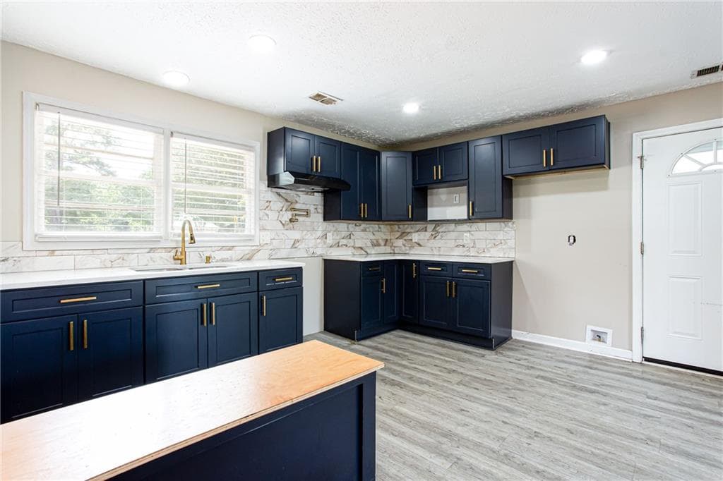 2 bedroom, 2 bathroom single family residence for sale at 2758 Five Forks Trickum Road, Lawrenceville, GA 30044 — photo 4