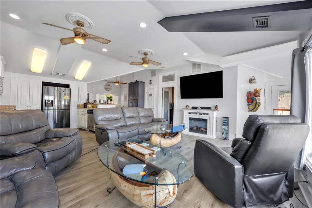 4 bedroom, 4 bathroom, 1,052 sq ft single family residence for sale at 134 Lakeshore Drive, Monticello, GA 31064 — photo 9