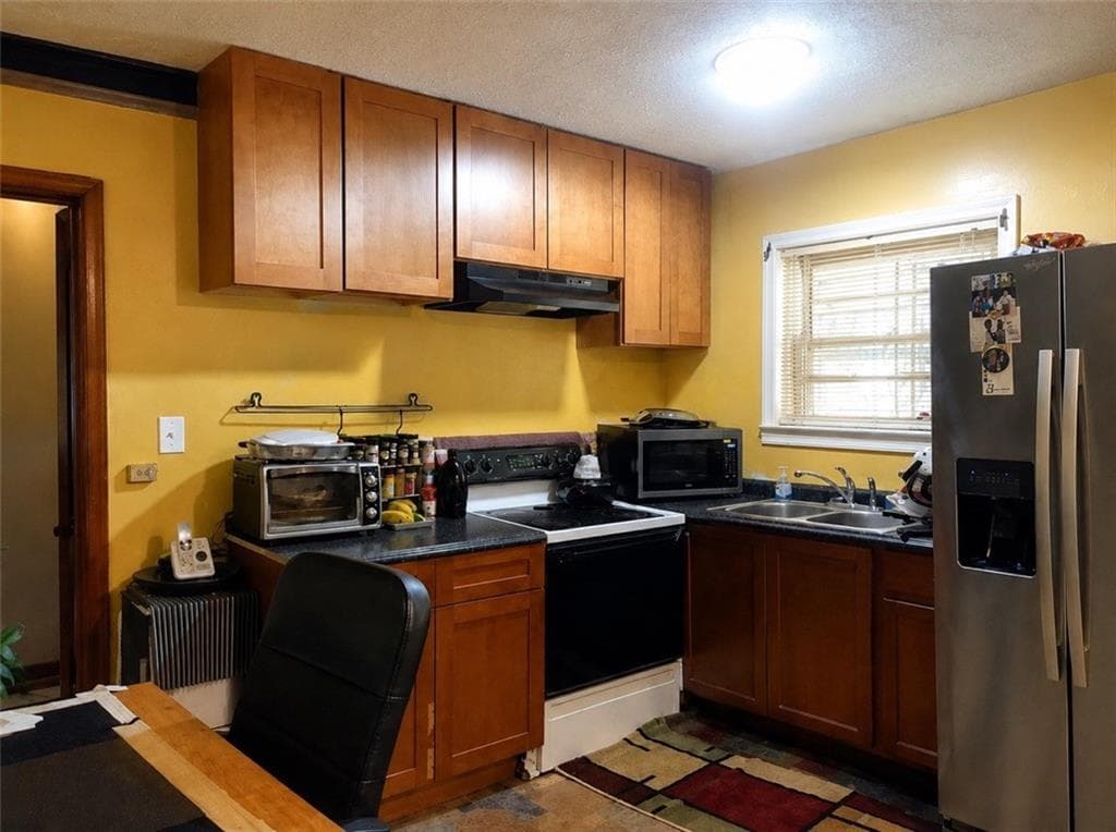 3 bedroom, 2 bathroom, 1,602 sq ft single family residence for sale at 2647 Elsinore Street, Atlanta, GA 30344 — photo 4