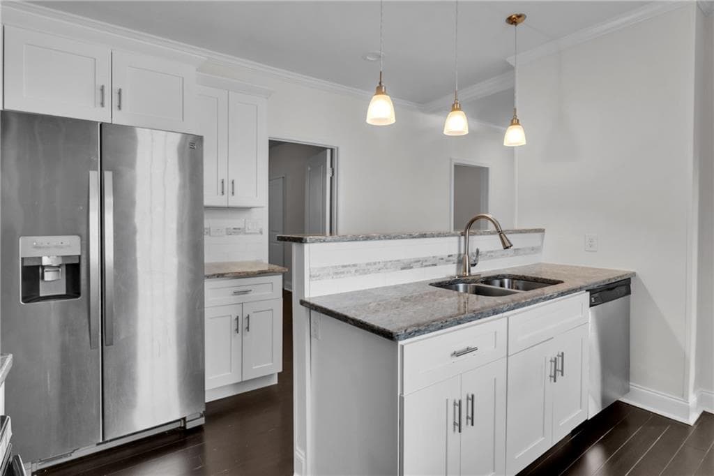 3 bedroom, 2 bathroom, 1,120 sq ft single family residence for sale at 385 Arthur Street, Atlanta, GA 30310 — photo 8
