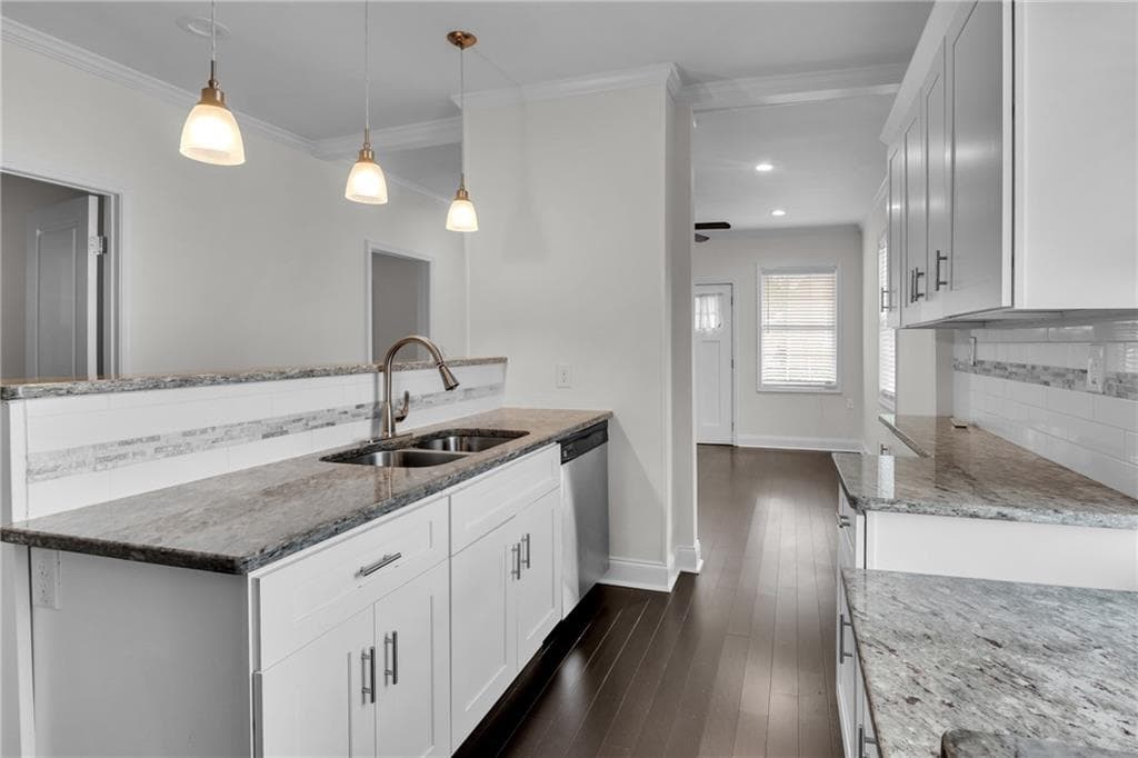 3 bedroom, 2 bathroom, 1,120 sq ft single family residence for sale at 385 Arthur Street, Atlanta, GA 30310 — photo 9