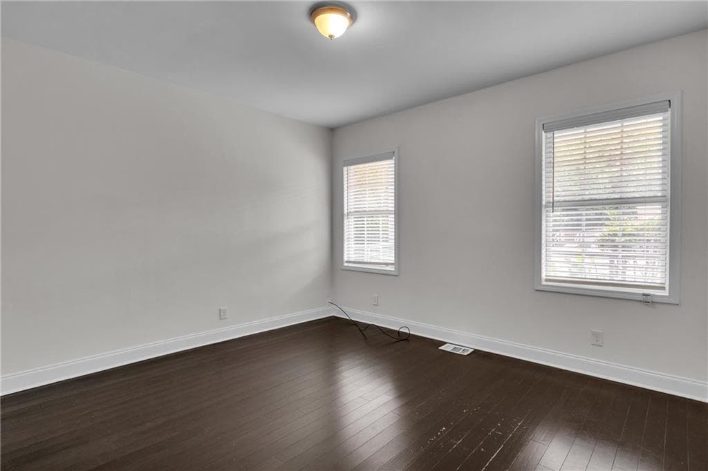 3 bedroom, 2 bathroom, 1,120 sq ft single family residence for sale at 385 Arthur Street, Atlanta, GA 30310 — photo 10