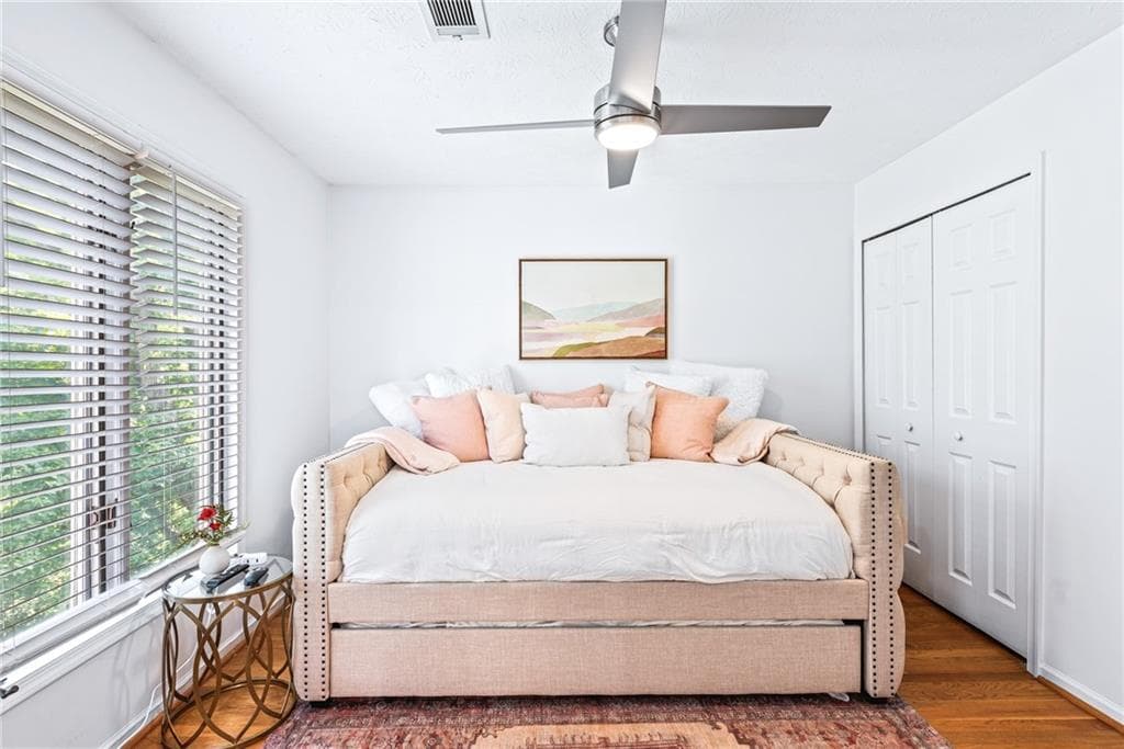 3 bedroom, 2 bathroom condominium for rent at 24 Saint Claire Lane, Atlanta, GA 30324 for $2,300 a month — photo 8
