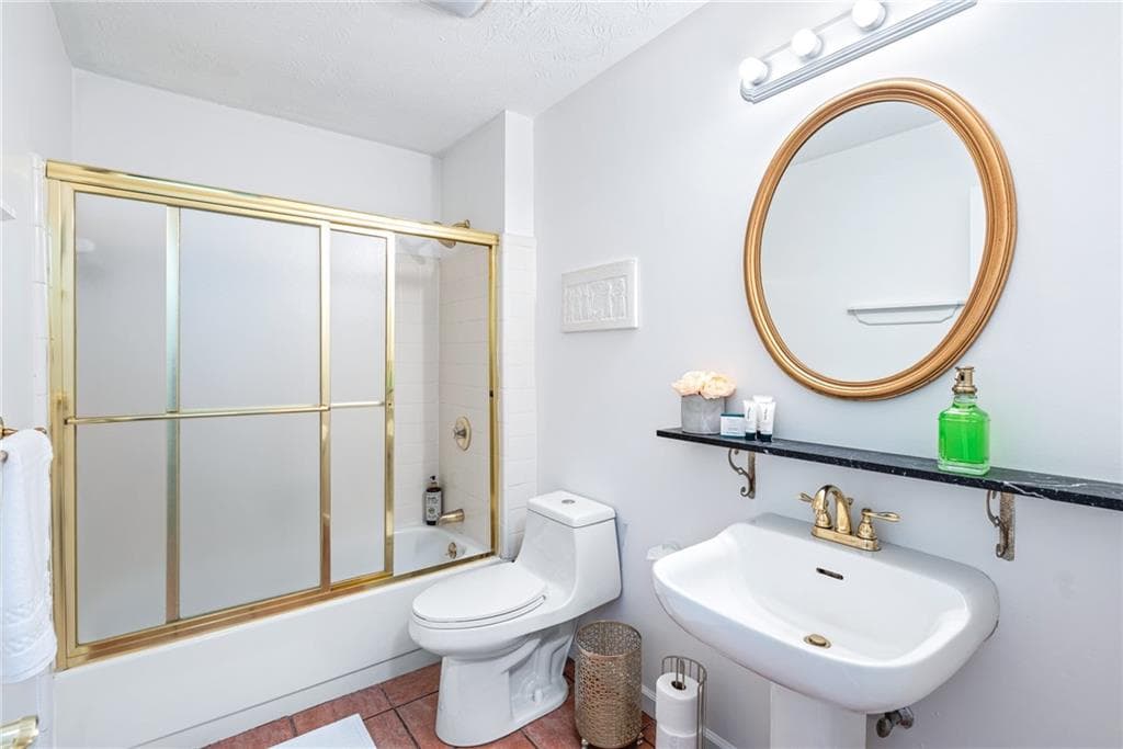 3 bedroom, 2 bathroom condominium for rent at 24 Saint Claire Lane, Atlanta, GA 30324 for $2,300 a month — photo 10