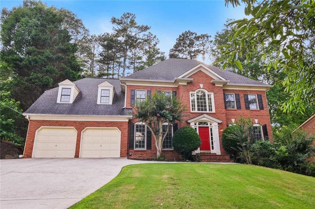 6 bedroom, 5 bathroom, 3,189 sq ft single family residence for sale at 5415 Hampstead Way, Duluth, GA 30097 — photo 3
