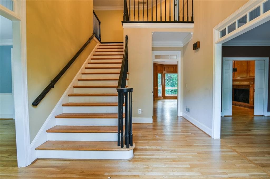 6 bedroom, 5 bathroom, 3,189 sq ft single family residence for sale at 5415 Hampstead Way, Duluth, GA 30097 — photo 7