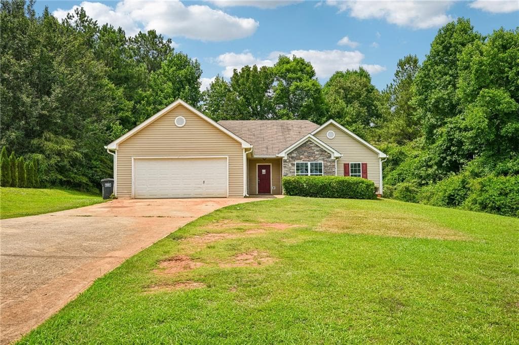 3 bedroom, 2 bathroom, 1,464 sq ft single family residence for sale at 70 Shenandoah Lane, Covington, GA 30016