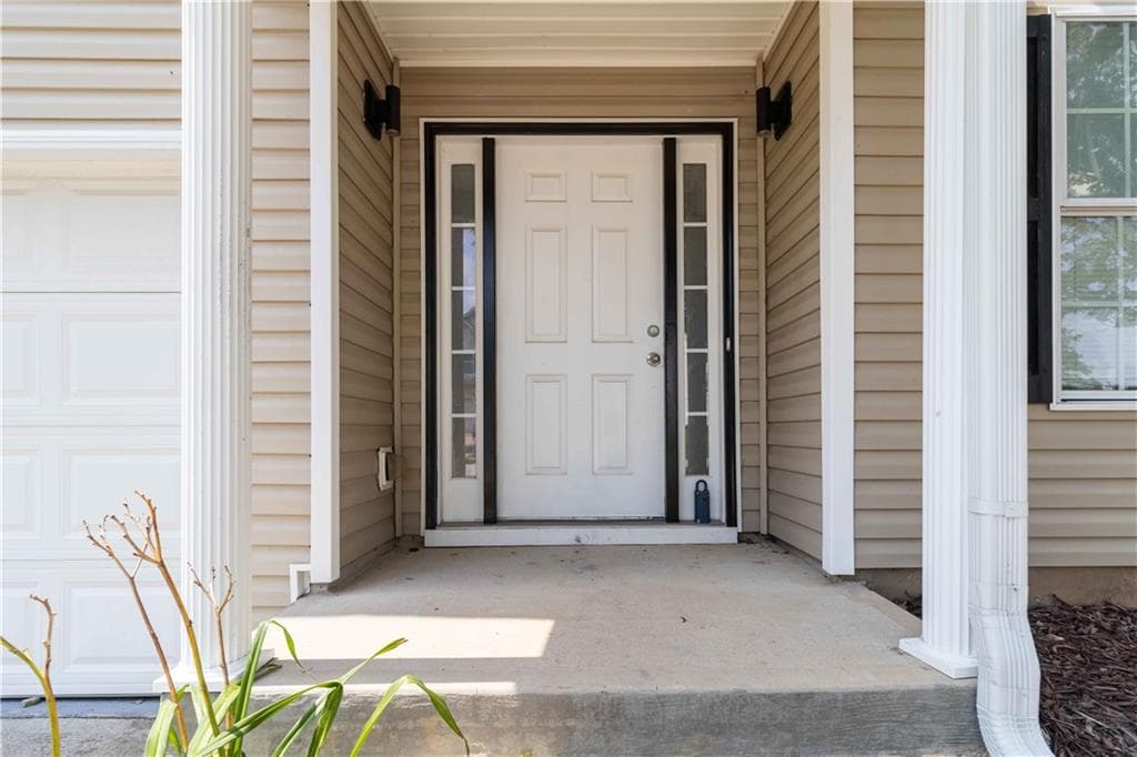 4 bedroom, 3 bathroom, 2,033 sq ft single family residence for sale at 2740 S Hills, Riverdale, GA 30296 — photo 6
