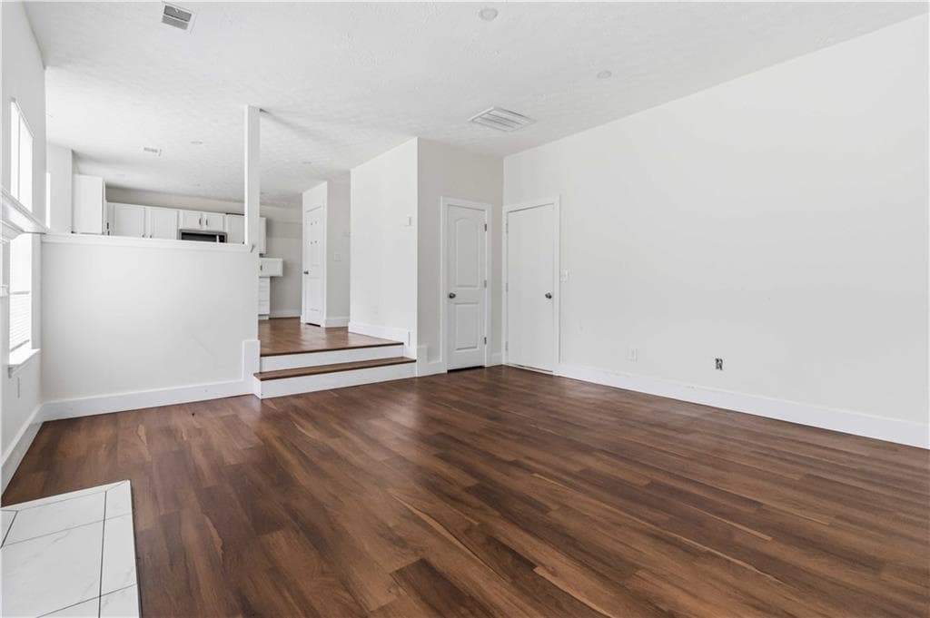 4 bedroom, 3 bathroom, 2,033 sq ft single family residence for sale at 2740 S Hills, Riverdale, GA 30296 — photo 10