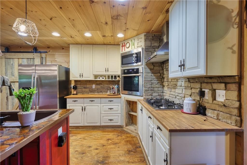 3 bedroom, 2 bathroom, 2,142 sq ft single family residence for sale at 651 Griffin Road, Cartersville, GA 30120 — photo 7
