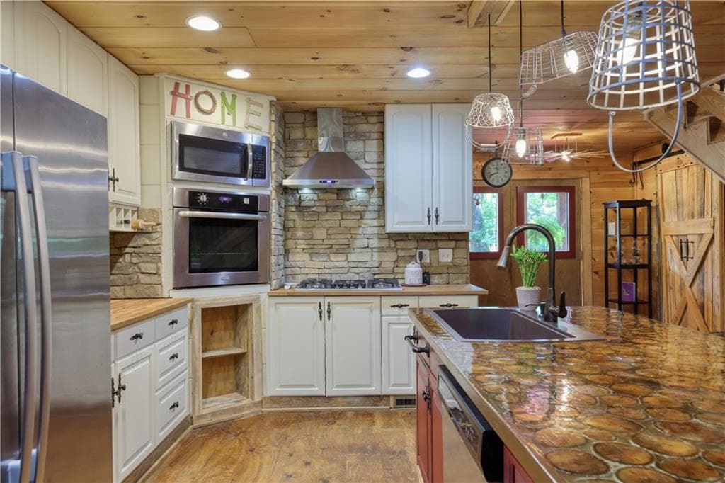 3 bedroom, 2 bathroom, 2,142 sq ft single family residence for sale at 651 Griffin Road, Cartersville, GA 30120 — photo 8