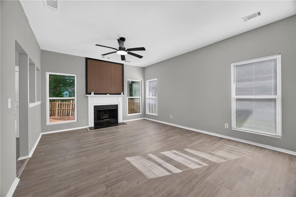 3 bedroom, 3 bathroom, 1,494 sq ft single family residence under contract at 6229 Marbut Farms Lane, Lithonia, GA 30058 — photo 8