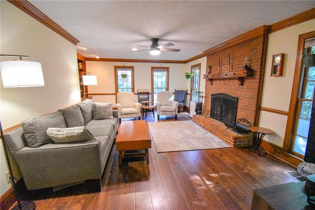 5 bedroom, 3 bathroom, 2,992 sq ft single family residence for sale at 5245 Bowers Brook Drive, Lilburn, GA 30047 — photo 10