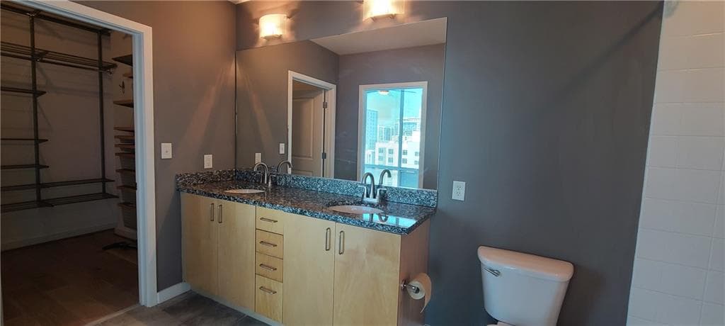 1 bedroom, 1 bathroom, 872 sq ft condominium for rent at 943 Peachtree Street 1018, Atlanta, GA 30309 for $2,125 a month — photo 6