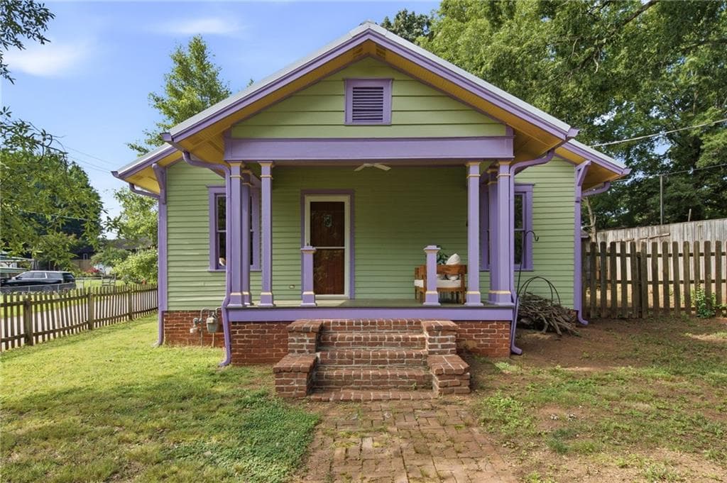 2 bedroom, 2 bathroom, 1,156 sq ft single family residence sold at 649 Federal Terrace, Atlanta, GA 30315