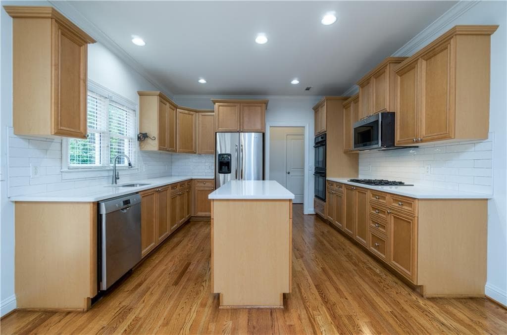 5 bedroom, 5 bathroom, 4,024 sq ft single family residence for sale at 2054 Harmony Drive, Canton, GA 30115 — photo 9