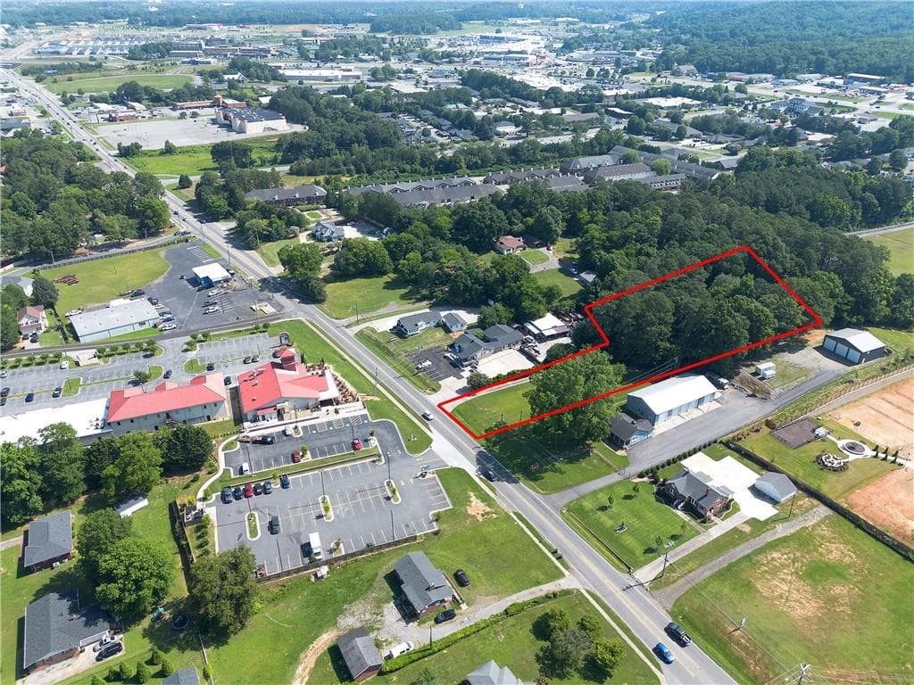 3 bedroom, 2 bathroom single family residence for sale at 1007 N Tennessee Street, Cartersville, GA 30120 — photo 4