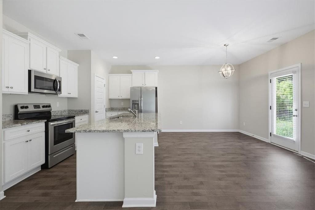 4 bedroom, 3 bathroom, 1,849 sq ft single family residence for sale at 761 Jackson Court, Social Circle, GA 30025 — photo 7