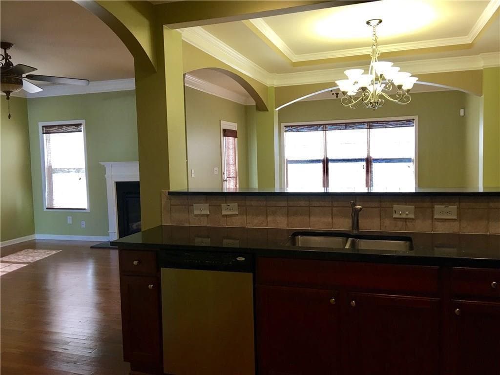 3 bedroom, 3 bathroom, 1,913 sq ft townhouse for rent at 5425 Donehoo Court, Alpharetta, GA 30005 for $2,499 a month — photo 4
