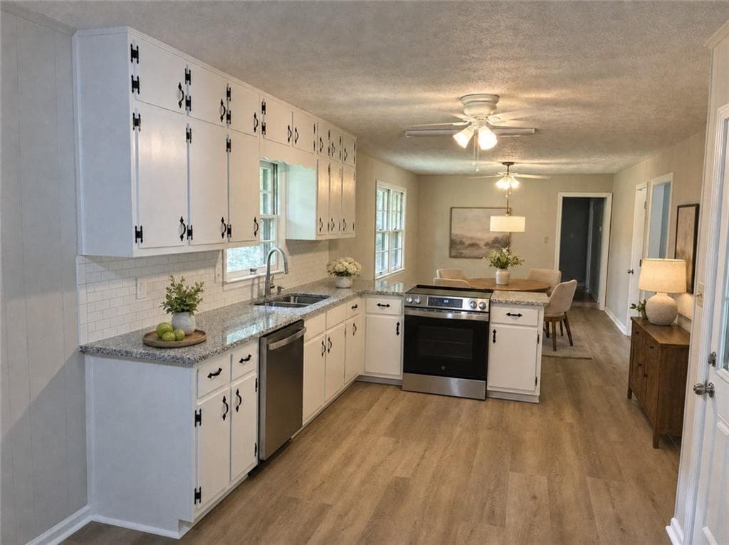 3 bedroom, 2 bathroom, 1,445 sq ft single family residence for sale at 6135 Queens Road, Douglasville, GA 30135 — photo 2