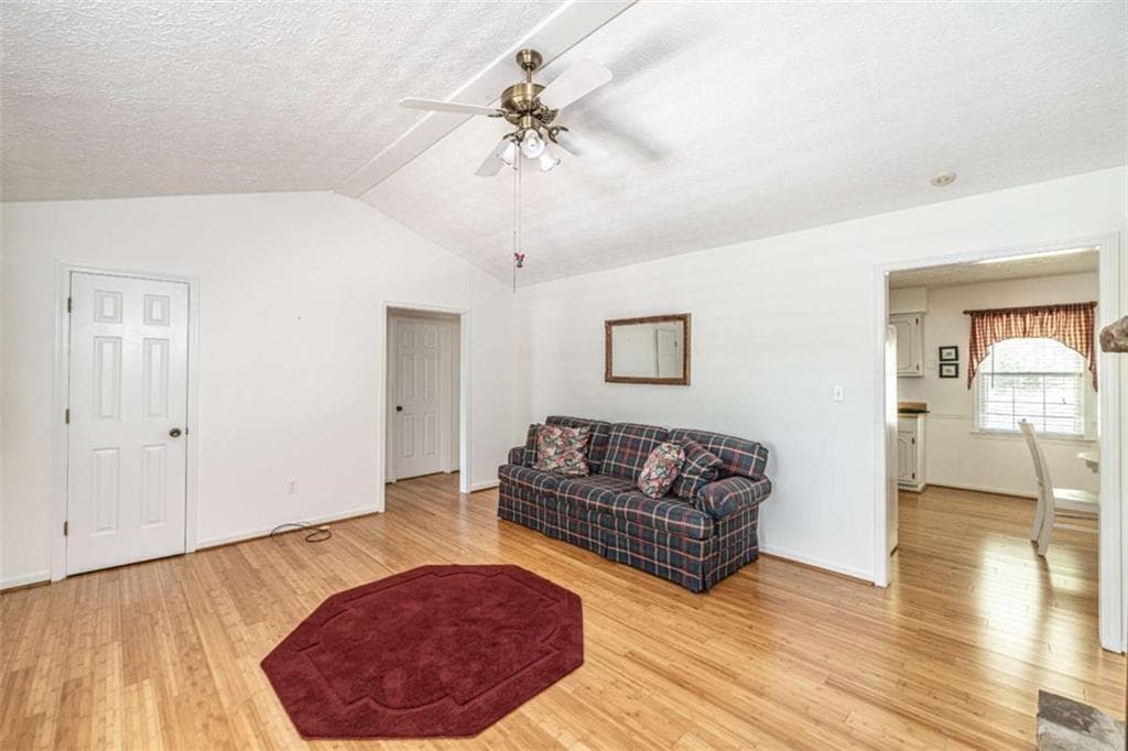 3 bedroom, 2 bathroom, 1,448 sq ft single family residence for sale at 36 Ramblewood Drive, Silver Creek, GA 30173 — photo 6