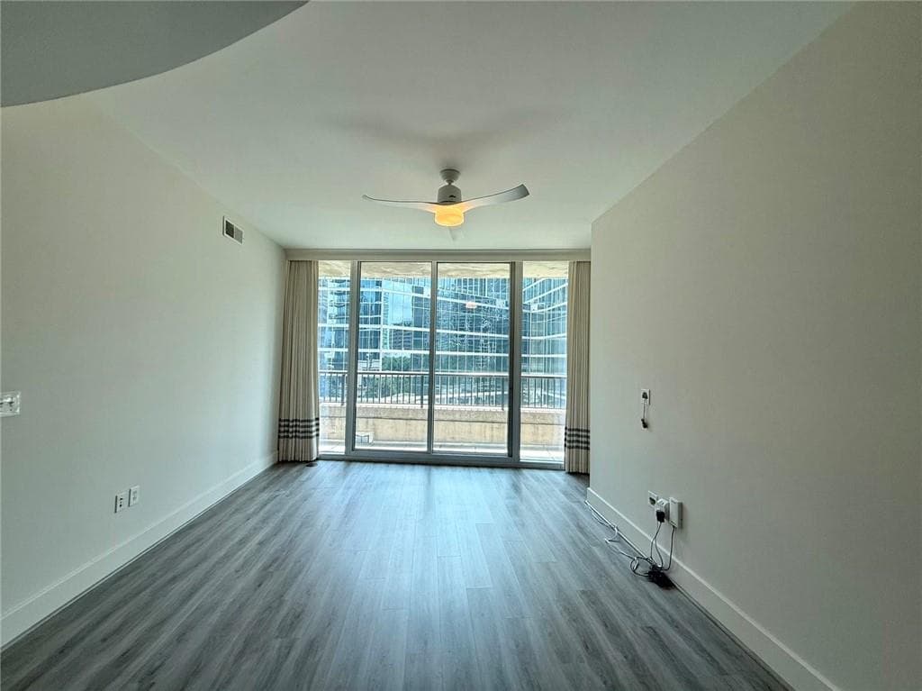 1 bedroom, 1 bathroom, 867 sq ft condominium for sale at 1080 Peachtree Street 605, Atlanta, GA 30309 — photo 8