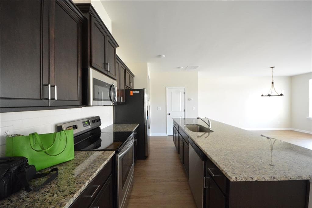 3 bedroom, 3 bathroom, 1,962 sq ft townhouse for rent at 1147 Lucan Lane, Lawrenceville, GA 30043 for $2,500 a month — photo 8