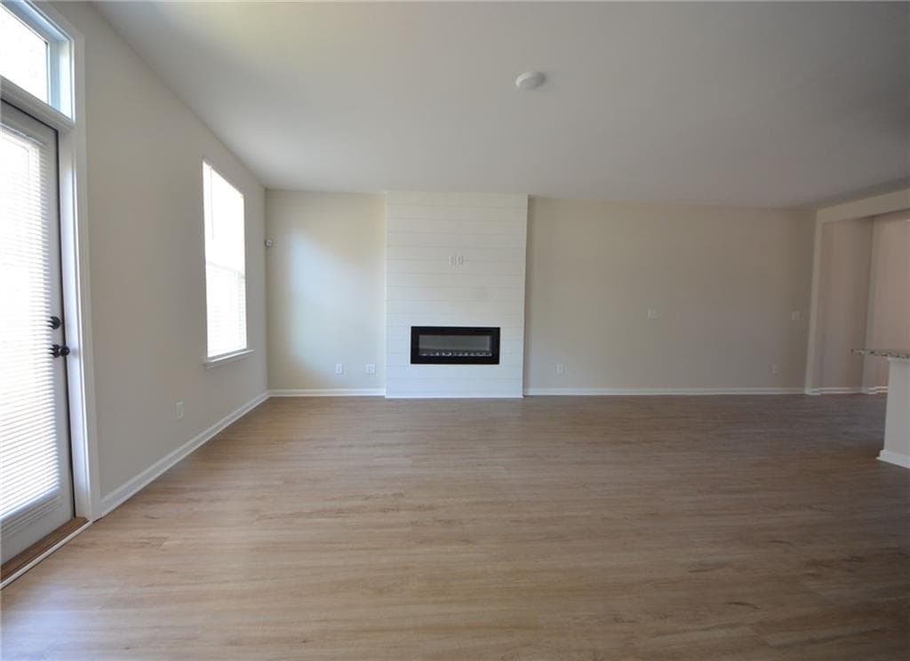 3 bedroom, 3 bathroom, 1,962 sq ft townhouse for rent at 1147 Lucan Lane, Lawrenceville, GA 30043 for $2,500 a month — photo 10