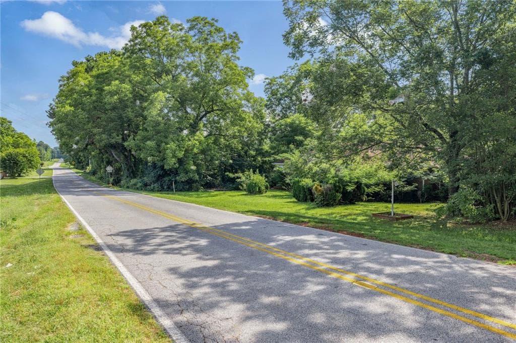 3 bedroom, 2 bathroom single family residence for sale at 2144 Hog Mountain Road, Jefferson, GA 30549 — photo 6